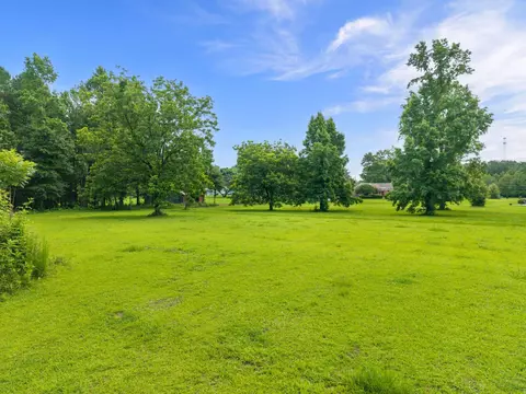 Exterior - 73 Mayfield, Laurel, MS 39443 photo 9 of 9