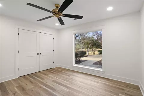 Bedroom - 73 Mayfield, Laurel, MS 39443 photo 2 of 7