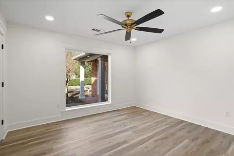 Bedroom - 73 Mayfield, Laurel, MS 39443 photo 1 of 7