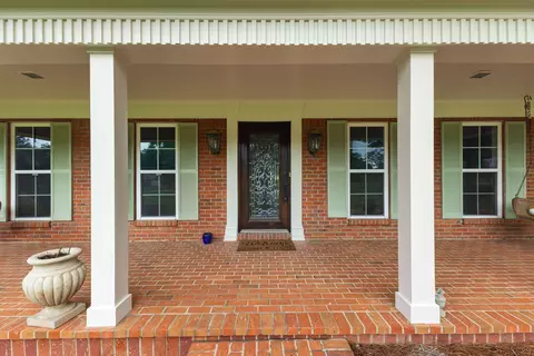 Exterior - 73 Mayfield, Laurel, MS 39443 photo 2 of 11