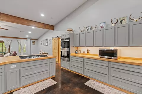 Kitchen - 86 County Road 21, Laurel, MS 39443 photo 5 of 5