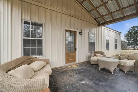 Exterior - 86 County Road 21, Laurel, MS 39443 photo 3 of 17