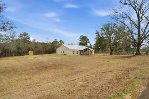 Exterior - 86 County Road 21, Laurel, MS 39443 photo 9 of 17