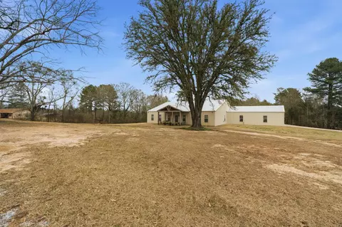 Exterior - 86 County Road 21, Laurel, MS 39443 photo 10 of 17