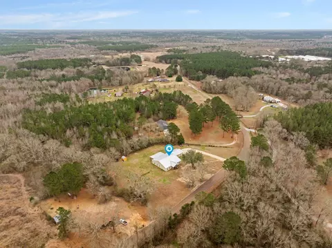 View/Area - 86 County Road 21, Laurel, MS 39443 photo 2 of 4