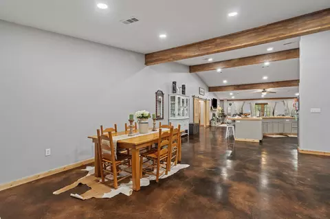 Dining - 86 County Road 21, Laurel, MS 39443 photo 2 of 2