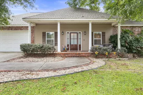 617 Macedonia Rd, Petal, MS 39465