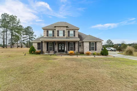 7 Alicia Dr, Ellisville, MS 39437