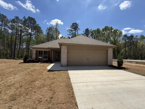 257 Smith Dr, Mendenhall, MS 39114