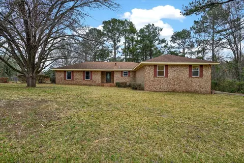 207 Bryant St, Petal, MS 39465