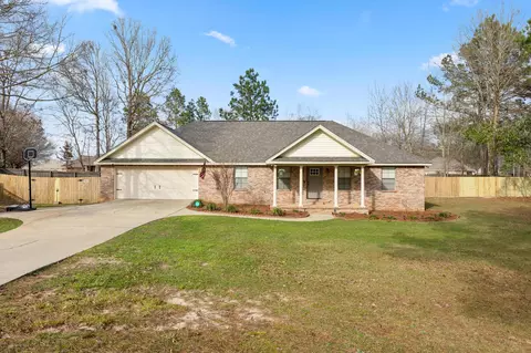 18 Clay Dr, Petal, MS 39465