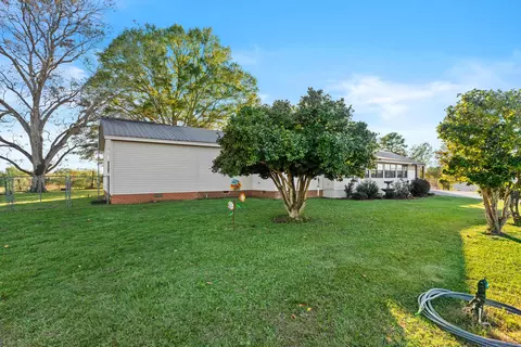 149 John H Rd, Magee, MS 39111 photo 3