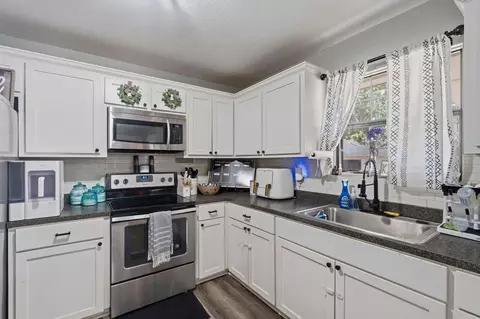 Kitchen - 13 Aldon, Purvis, MS 39475 photo 3 of 4