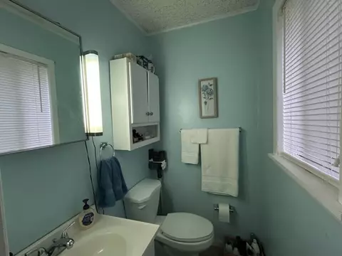 Bath - 27 Pace Martin, Laurel, MS 39443 photo 2 of 2