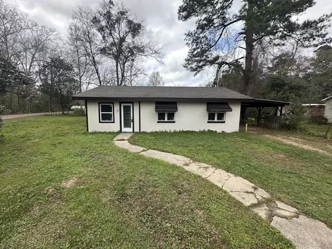 45 4th St, Brooklyn, MS 39425