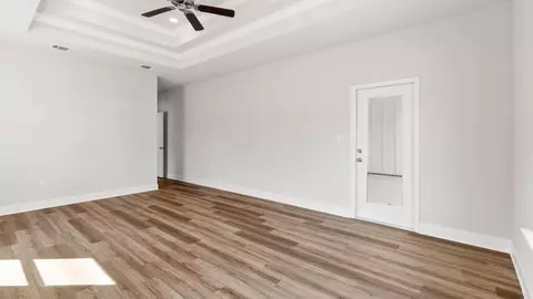 Living - 26 Stonemore, Petal, MS 39465 photo 5 of 5