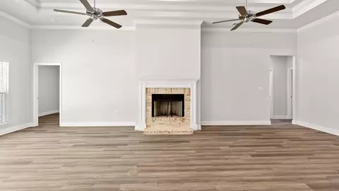 Living - 32 Stonemore, Petal, MS 39465 photo 7 of 8