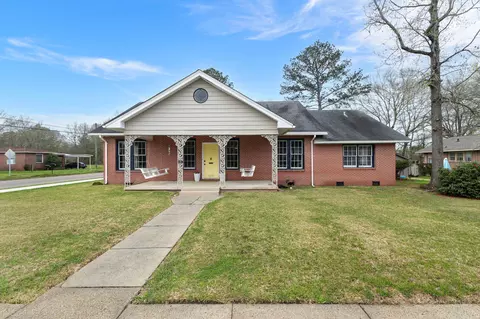 125 S 12th Ave, Hattiesburg, MS 39401