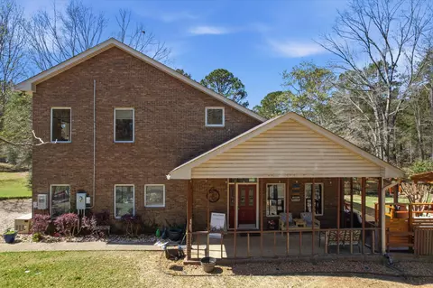 1137 Frances St, Hattiesburg, MS 39402