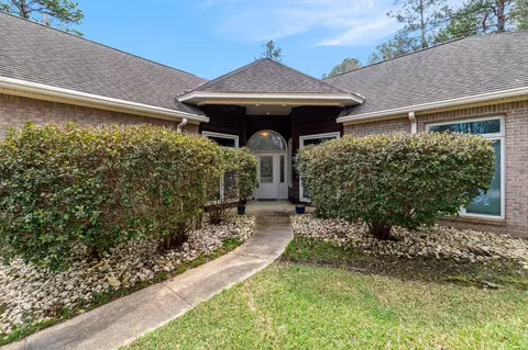 104 Edgewood Cv, Hattiesburg, MS 39402