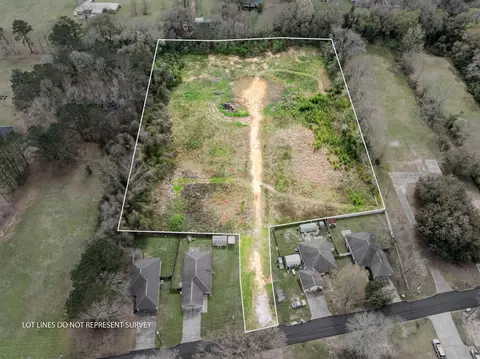 222 Cedar St # A, Petal, MS 39465