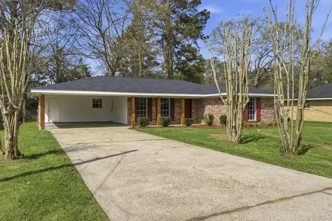 306 W Ray Dr, Hattiesburg, MS 39402