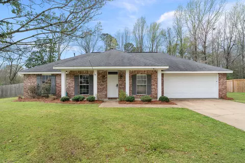 537 Parkview Cv, Richland, MS 39218