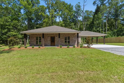 24 Atkinson Rd, Sumrall, MS 39482
