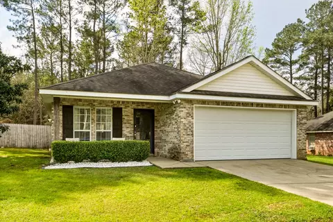 119 Hemingway Dr, Sumrall, MS 39482