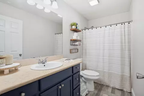 Bath - 119 Hemingway Dr, Sumrall, MS 39482 photo 2 of 2