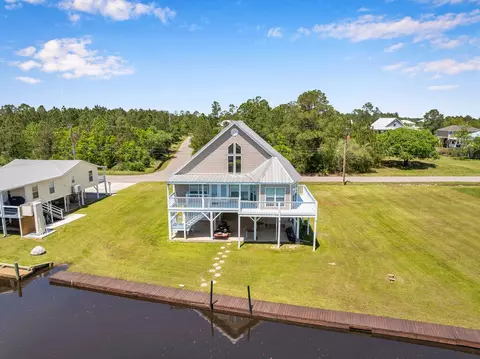 5051 Virginia St, Bay St. Louis, MS 39520