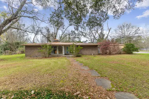 301 Spring St, Taylorsville, MS 39168