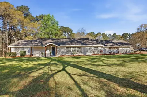 701 Mangum Ave, Mendenhall, MS 39114
