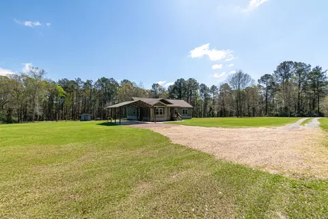 136 Salem School Rd, Collins, MS 39428 photo 3