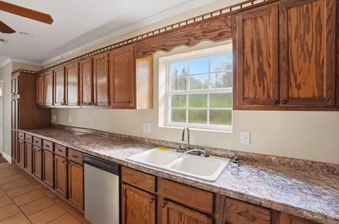 Kitchen - 2005 Wansley, Laurel, MS 39443 photo 1 of 3