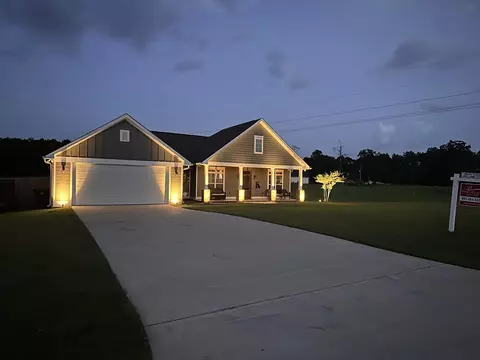 Exterior - 1562 Oloh Rd, Sumrall, MS 39482 photo 3 of 10