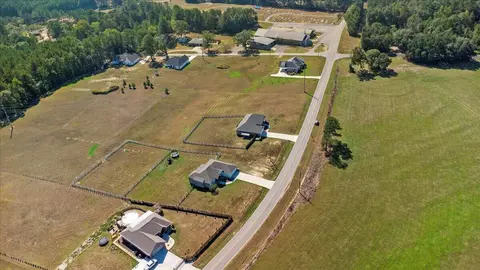 View/Area - 1562 Oloh Rd, Sumrall, MS 39482 photo 3 of 5