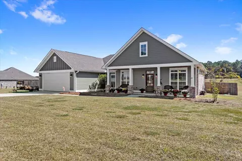 1562 Oloh Rd, Sumrall, MS 39482