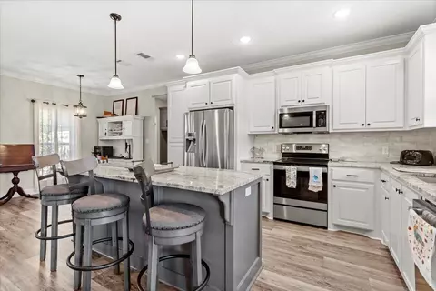 Kitchen - 1562 Oloh Rd, Sumrall, MS 39482 photo 1 of 3