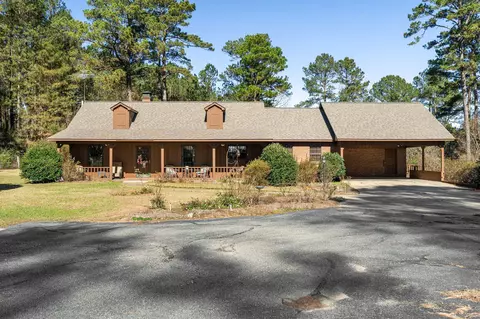 307 Salem School Rd, Collins, MS 39428