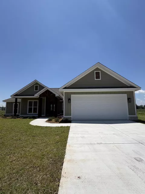 121 Micawber Loop, Hattiesburg, MS 39402