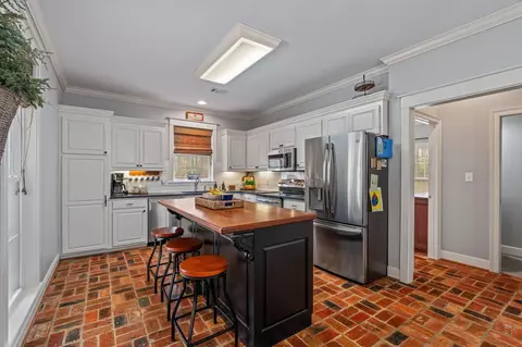 Kitchen - 515 Baker, Purvis, MS 39475 photo 3 of 5
