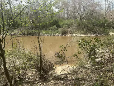 0 Riverwood Blvd # B, Hattiesburg, MS 39401