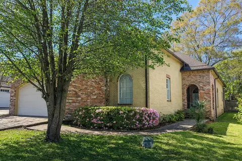 13 Golf Clb, Hattiesburg, MS 39402
