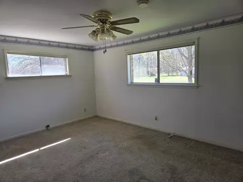 Bedroom - 404 E Main St, Laurel, MS 39440 photo 1 of 3