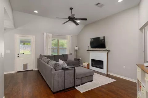59 Hemingway Dr, Sumrall, MS 39482 photo 3