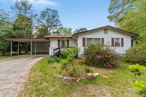 37 Archie Smith Rd, Hattiesburg, MS 39402