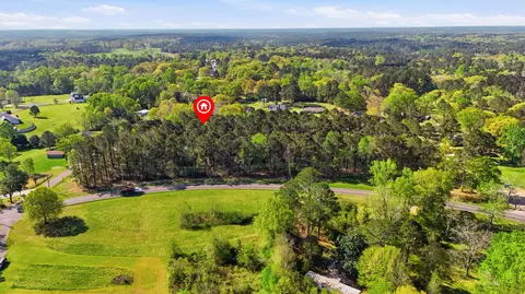 3074 Oak Grove Rd, Hattiesburg, MS 39402
