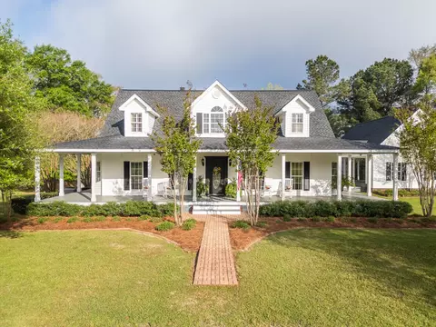 1814 Old Highway 24, Hattiesburg, MS 39402