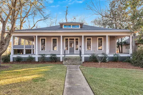 136 W 5th St, Hattiesburg, MS 39401